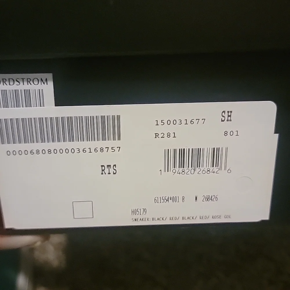COPY - Reebok Cardi B - Picture 2 of 4